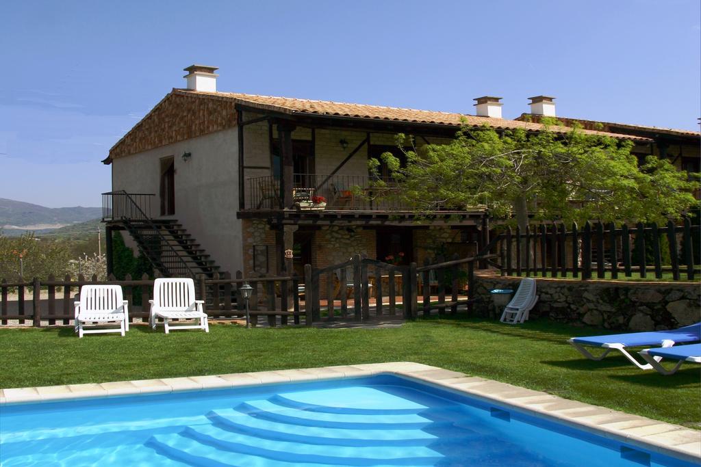 Hervás El Canchal De La Gallina - Parking Gratis - Jacuzzi En Privado - Cafeteria - Desayunos - Piscina De Agua Caliente A Partir Del 12 De Abril 2025 المظهر الخارجي الصورة