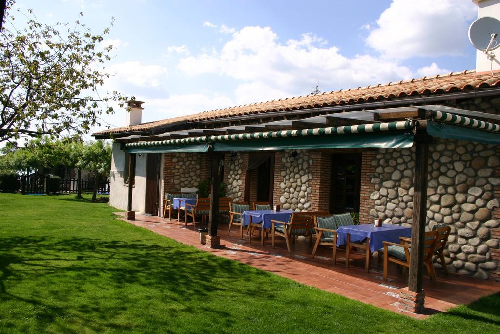 Hervás El Canchal De La Gallina - Parking Gratis - Jacuzzi En Privado - Cafeteria - Desayunos - Piscina De Agua Caliente A Partir Del 12 De Abril 2025 المظهر الخارجي الصورة